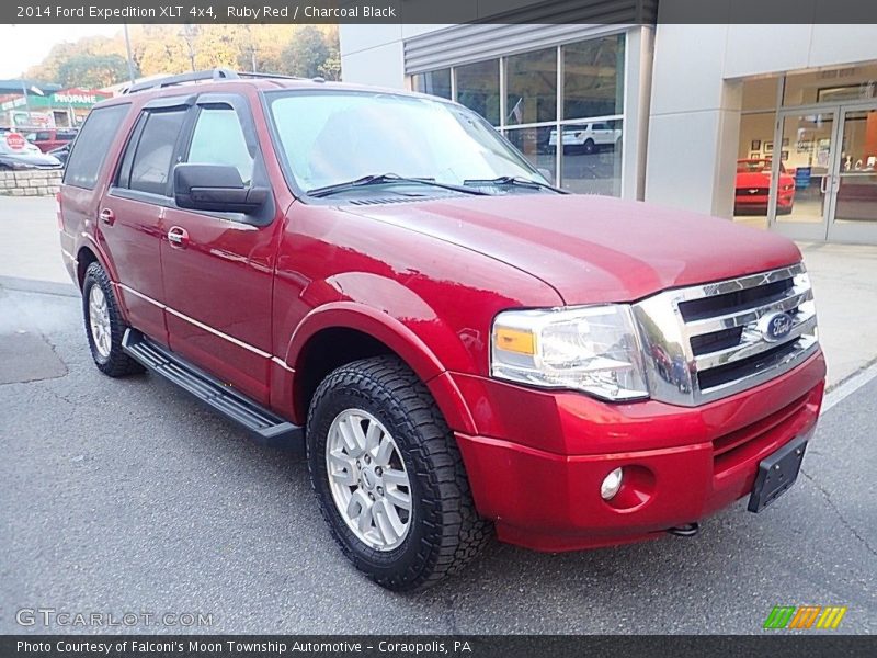  2014 Expedition XLT 4x4 Ruby Red