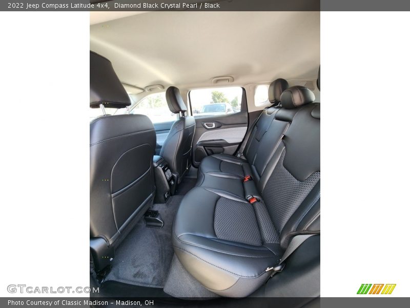 Diamond Black Crystal Pearl / Black 2022 Jeep Compass Latitude 4x4