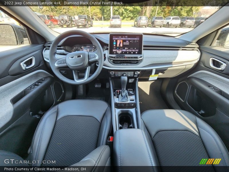 Diamond Black Crystal Pearl / Black 2022 Jeep Compass Latitude 4x4