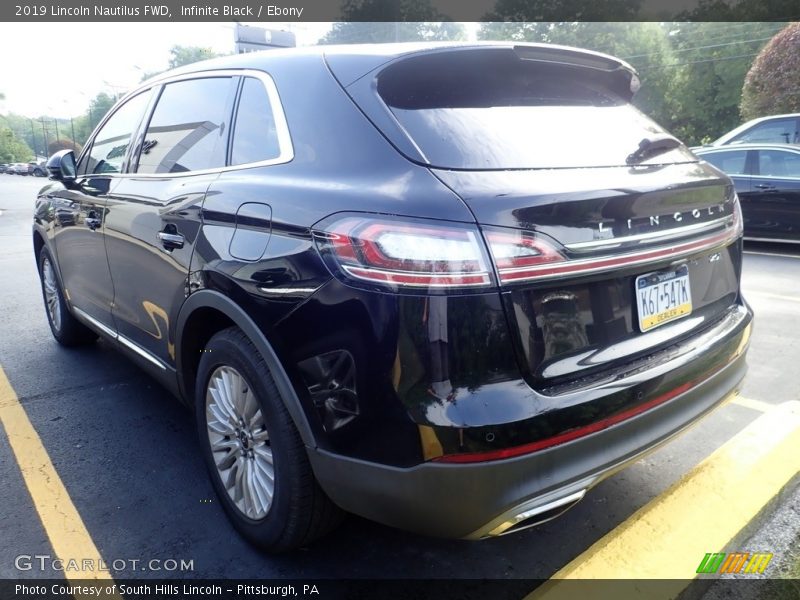 Infinite Black / Ebony 2019 Lincoln Nautilus FWD