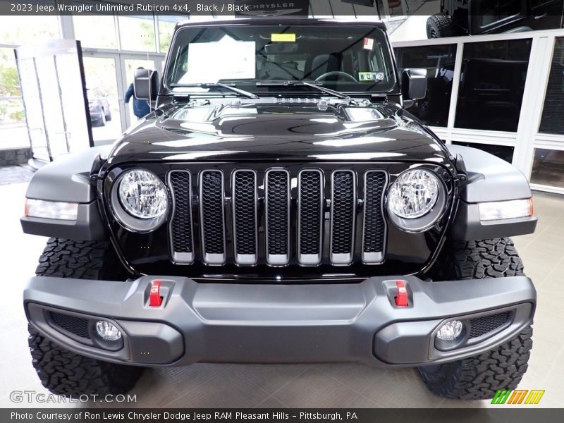 Black / Black 2023 Jeep Wrangler Unlimited Rubicon 4x4