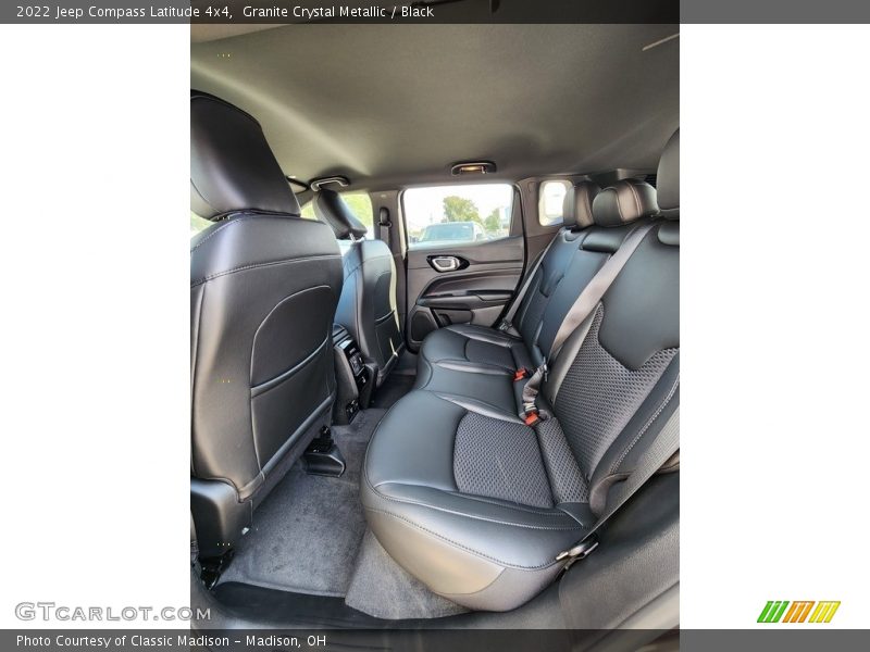 Granite Crystal Metallic / Black 2022 Jeep Compass Latitude 4x4