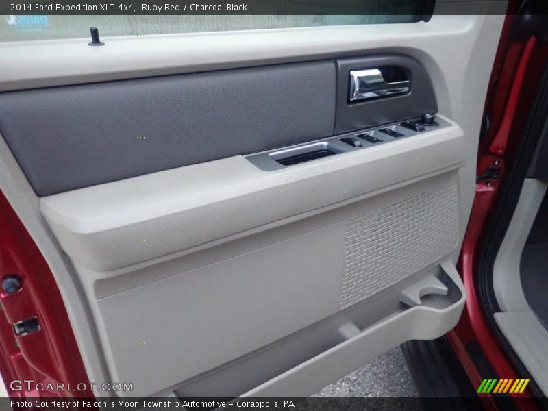 Door Panel of 2014 Expedition XLT 4x4