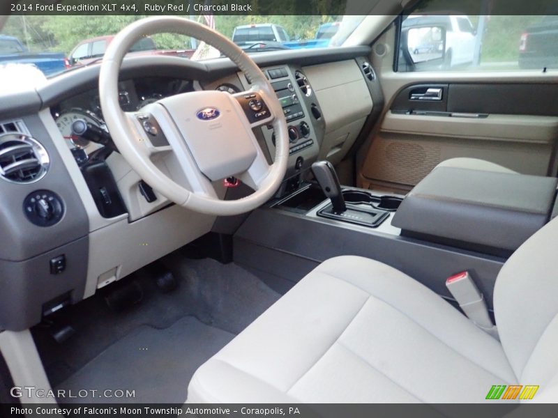 Charcoal Black Interior - 2014 Expedition XLT 4x4 