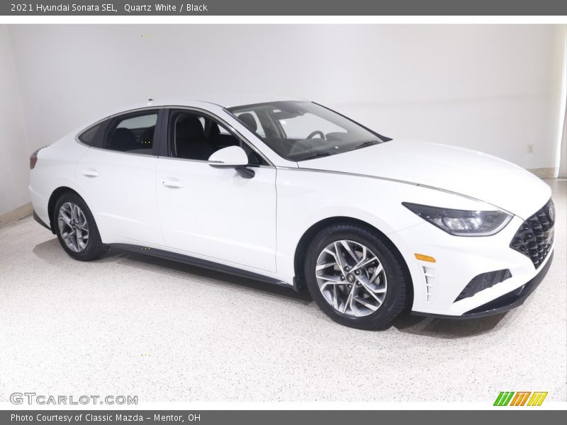 Quartz White / Black 2021 Hyundai Sonata SEL