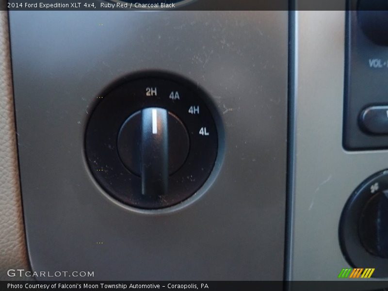 Controls of 2014 Expedition XLT 4x4