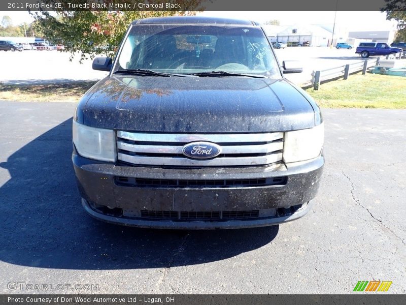 Tuxedo Black Metallic / Charcoal Black 2011 Ford Flex SE