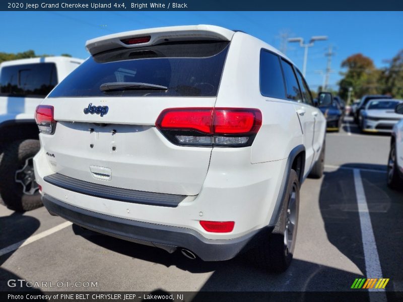 Bright White / Black 2020 Jeep Grand Cherokee Upland 4x4