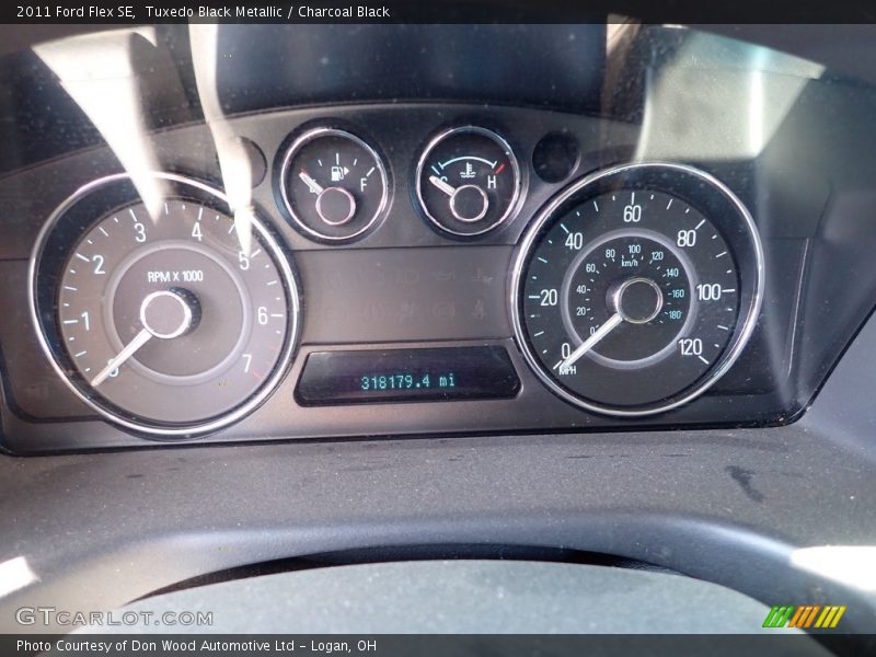 Tuxedo Black Metallic / Charcoal Black 2011 Ford Flex SE
