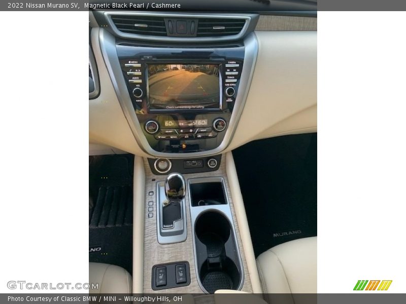 Controls of 2022 Murano SV