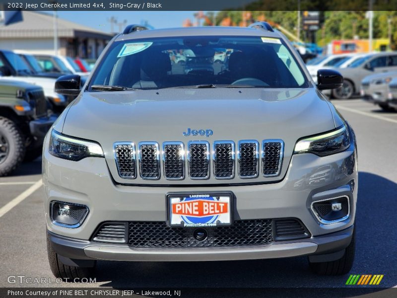 Sting-Gray / Black 2022 Jeep Cherokee Limited 4x4