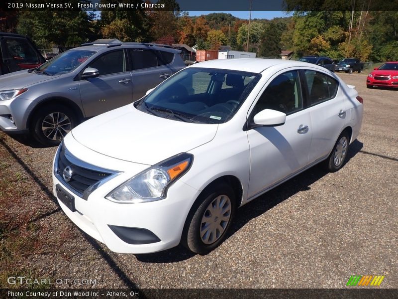 Fresh Powder White / Charcoal 2019 Nissan Versa SV