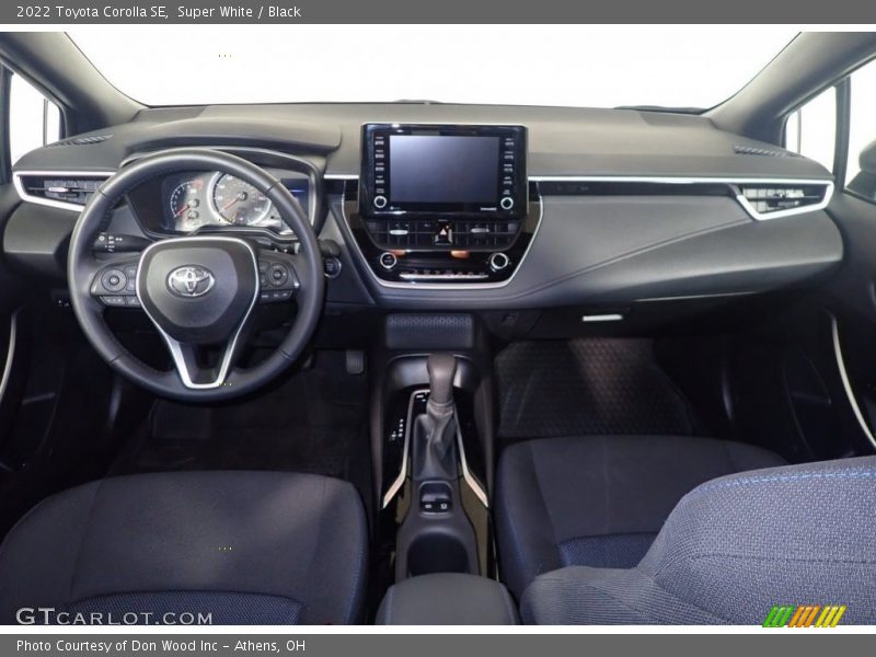 Super White / Black 2022 Toyota Corolla SE