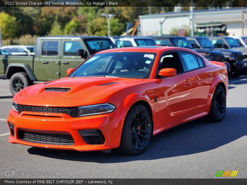 Front 3/4 View of 2022 Charger SRT Hellcat Widebody