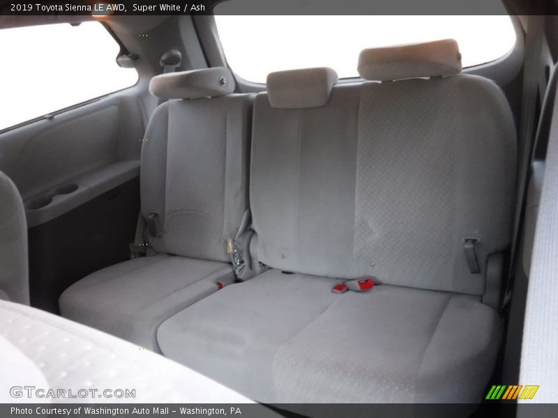 Super White / Ash 2019 Toyota Sienna LE AWD