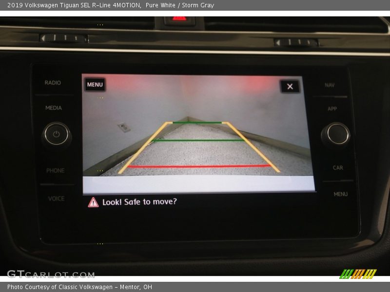 Pure White / Storm Gray 2019 Volkswagen Tiguan SEL R-Line 4MOTION