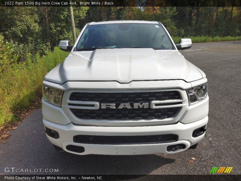 Bright White / Black 2022 Ram 1500 Big Horn Crew Cab 4x4