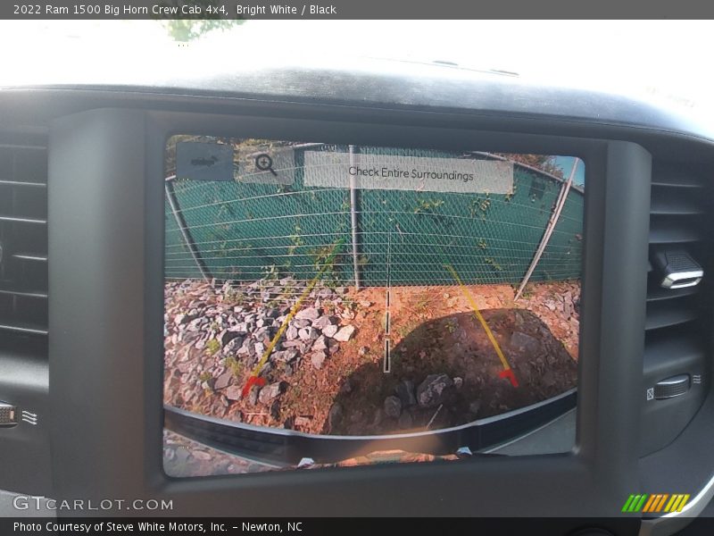 Bright White / Black 2022 Ram 1500 Big Horn Crew Cab 4x4