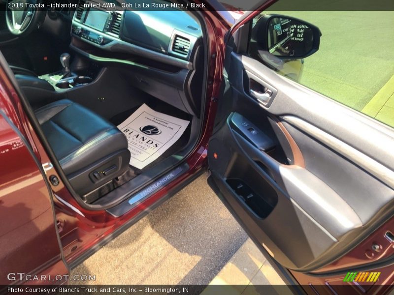 Ooh La La Rouge Mica / Black 2018 Toyota Highlander Limited AWD
