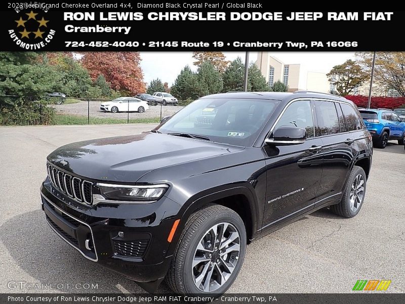 Diamond Black Crystal Pearl / Global Black 2023 Jeep Grand Cherokee Overland 4x4