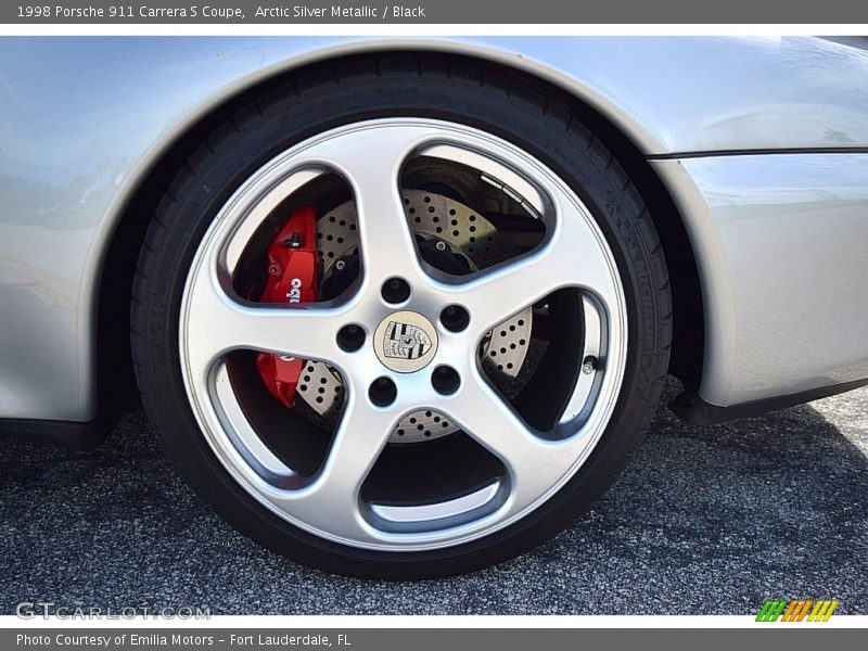 Custom Wheels of 1998 911 Carrera S Coupe