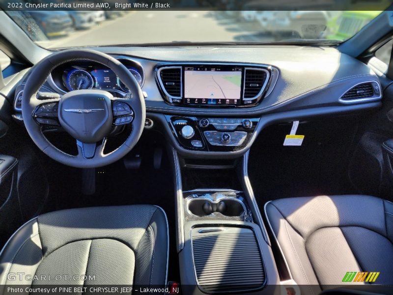 Bright White / Black 2022 Chrysler Pacifica Limited AWD