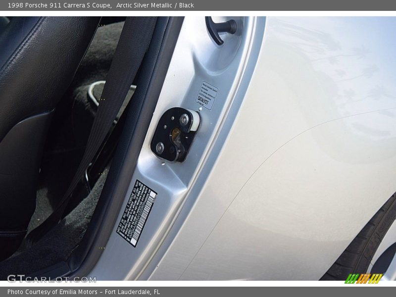 Arctic Silver Metallic / Black 1998 Porsche 911 Carrera S Coupe