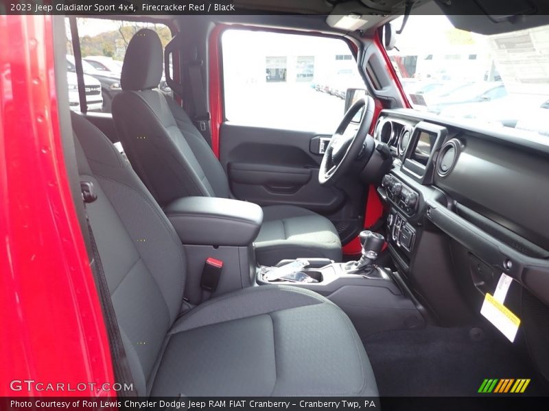 Firecracker Red / Black 2023 Jeep Gladiator Sport 4x4