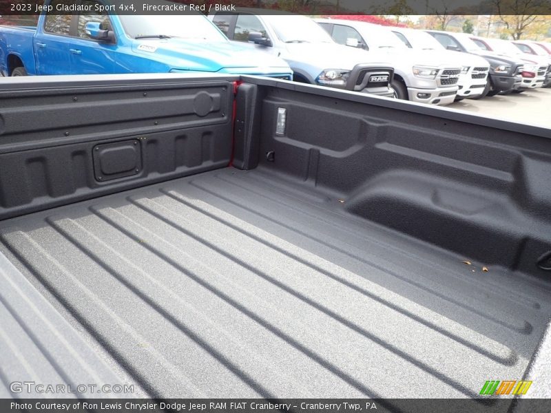 Firecracker Red / Black 2023 Jeep Gladiator Sport 4x4