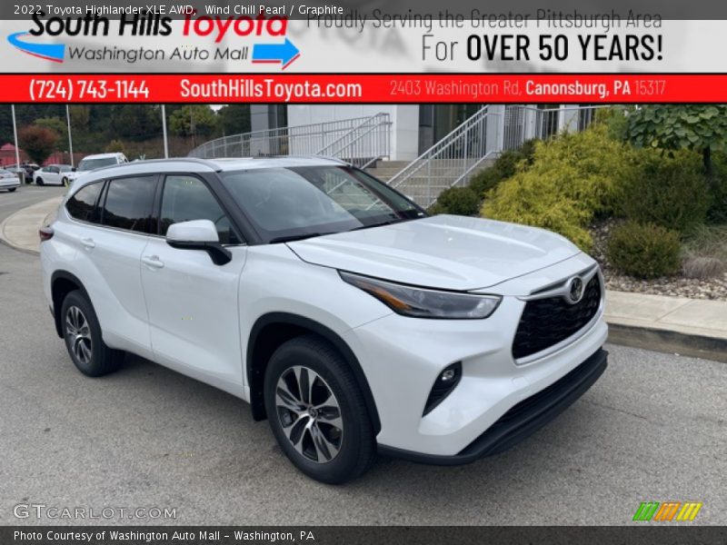 Wind Chill Pearl / Graphite 2022 Toyota Highlander XLE AWD