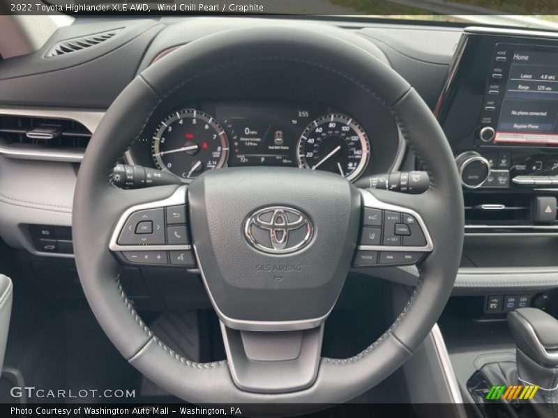 Wind Chill Pearl / Graphite 2022 Toyota Highlander XLE AWD