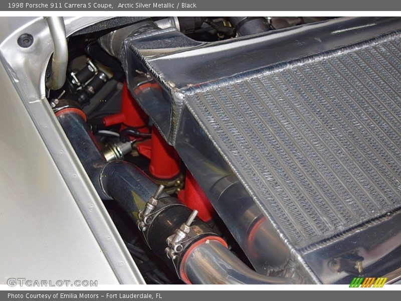 Arctic Silver Metallic / Black 1998 Porsche 911 Carrera S Coupe