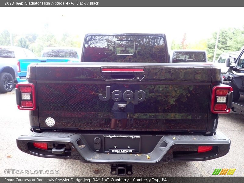 Black / Black 2023 Jeep Gladiator High Altitude 4x4
