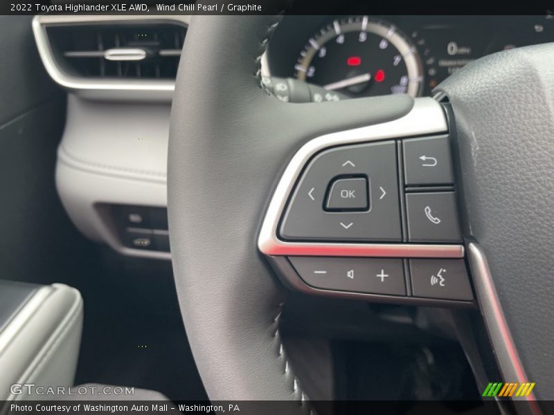 Wind Chill Pearl / Graphite 2022 Toyota Highlander XLE AWD