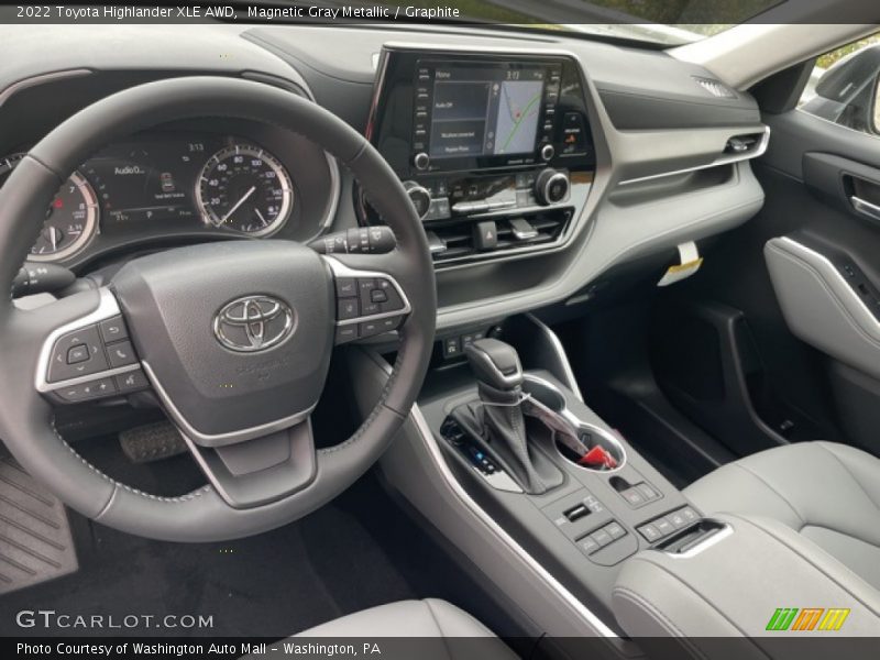 Front Seat of 2022 Highlander XLE AWD