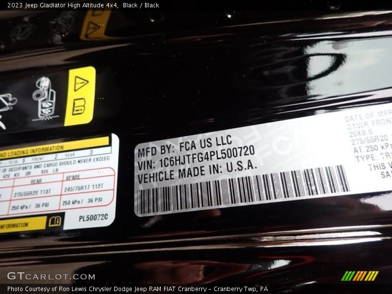 Black / Black 2023 Jeep Gladiator High Altitude 4x4