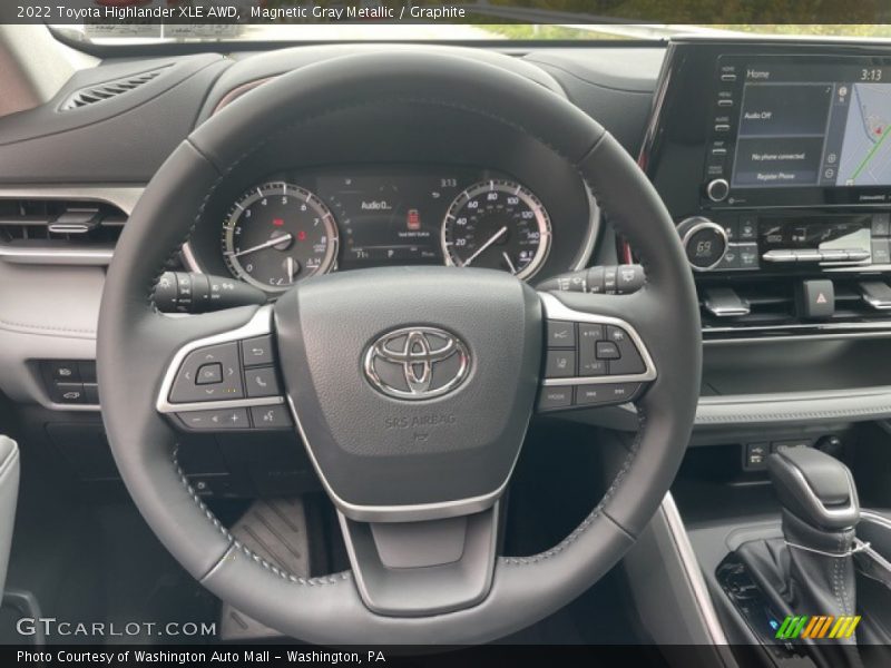  2022 Highlander XLE AWD Steering Wheel