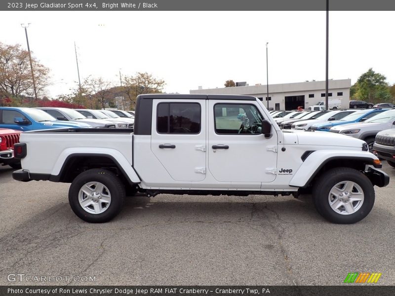 Bright White / Black 2023 Jeep Gladiator Sport 4x4