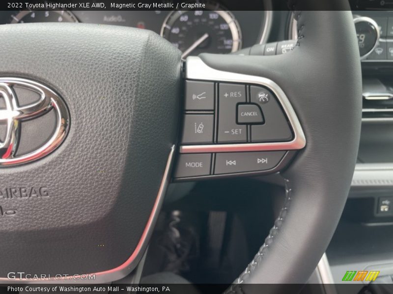  2022 Highlander XLE AWD Steering Wheel