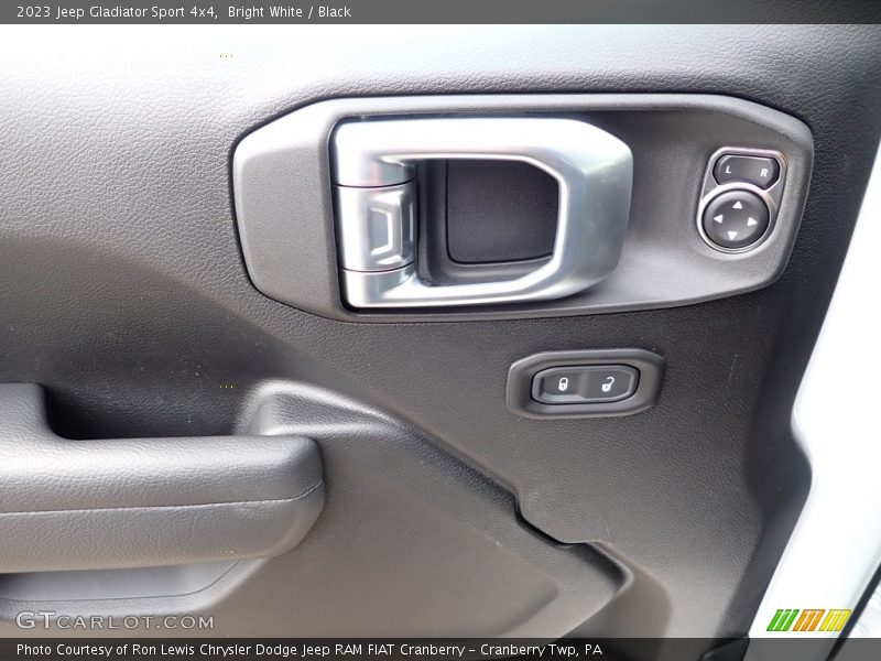 Bright White / Black 2023 Jeep Gladiator Sport 4x4