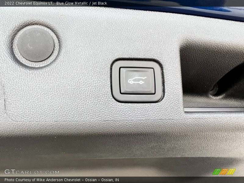 Blue Glow Metallic / Jet Black 2022 Chevrolet Equinox LT