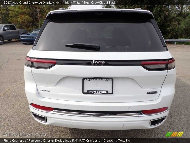 Bright White / Steel Gray/Global Black 2023 Jeep Grand Cherokee Overland 4x4