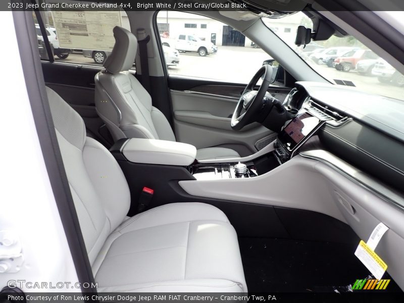 Front Seat of 2023 Grand Cherokee Overland 4x4