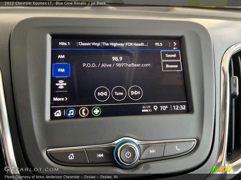 Blue Glow Metallic / Jet Black 2022 Chevrolet Equinox LT