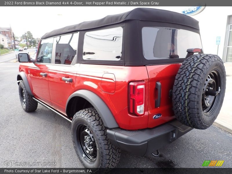 Hot Pepper Red Metallic / Dark Space Gray 2022 Ford Bronco Black Diamond 4x4 4-Door