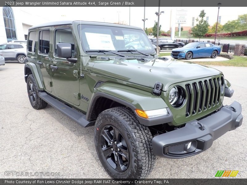 Front 3/4 View of 2023 Wrangler Unlimited Sahara Altitude 4x4