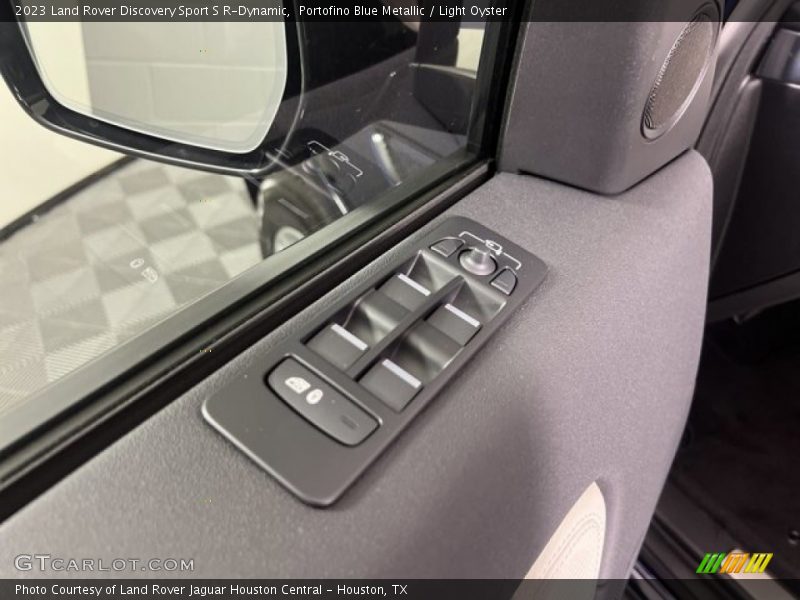Portofino Blue Metallic / Light Oyster 2023 Land Rover Discovery Sport S R-Dynamic