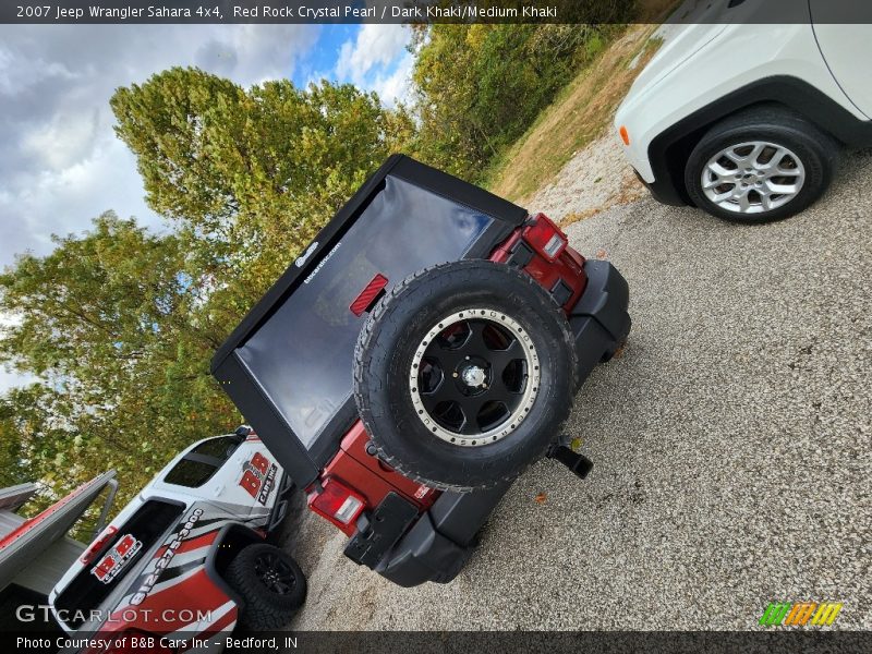 Red Rock Crystal Pearl / Dark Khaki/Medium Khaki 2007 Jeep Wrangler Sahara 4x4