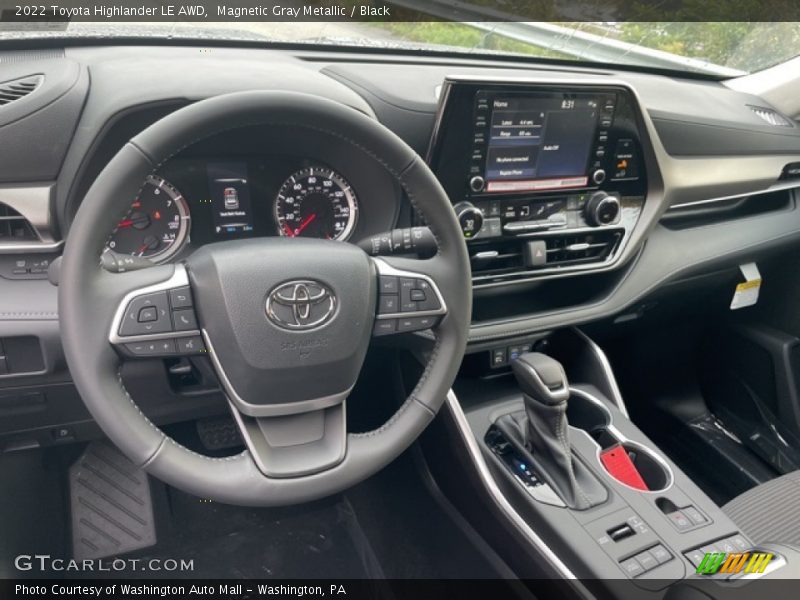 Magnetic Gray Metallic / Black 2022 Toyota Highlander LE AWD
