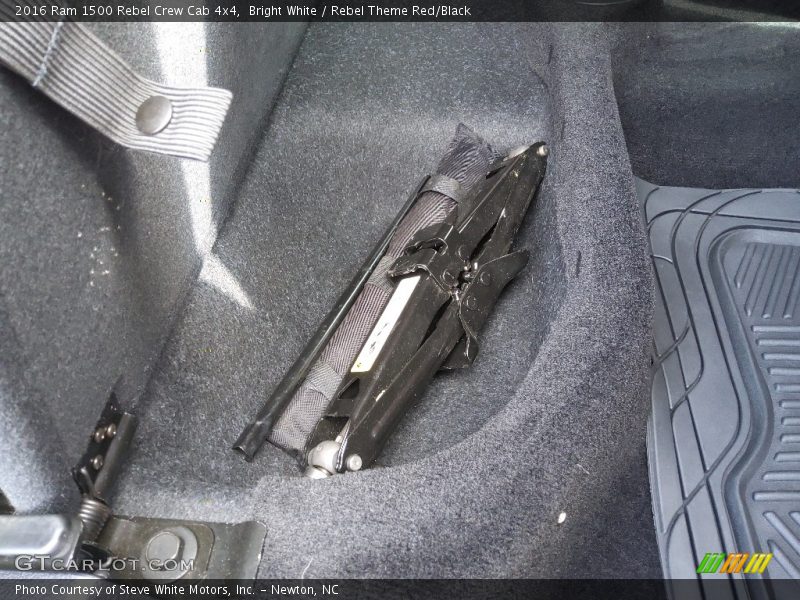 Bright White / Rebel Theme Red/Black 2016 Ram 1500 Rebel Crew Cab 4x4